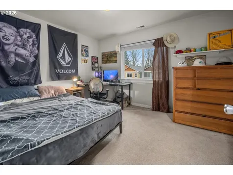 2037 SE Centurion Way Gresham OR 97080