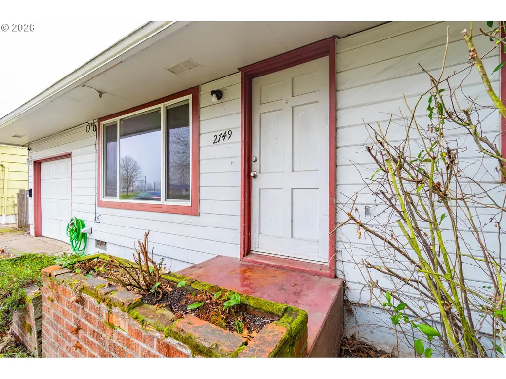 2749 Hilyard Street Eugene OR 97405