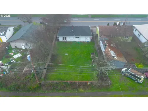 2749 Hilyard Street Eugene OR 97405