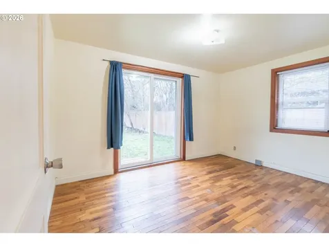 2749 Hilyard Street Eugene OR 97405