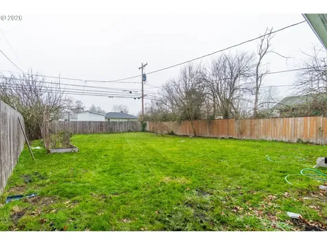 2749 Hilyard Street Eugene OR 97405