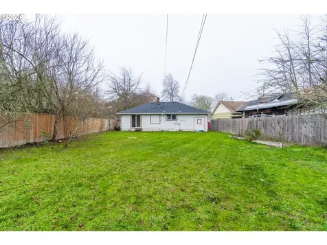 2749 Hilyard Street Eugene OR 97405