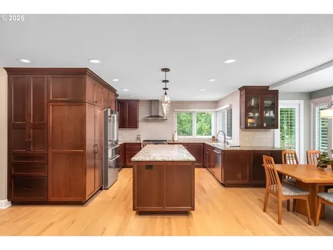 16240 SW Falcon Drive Beaverton OR 97007