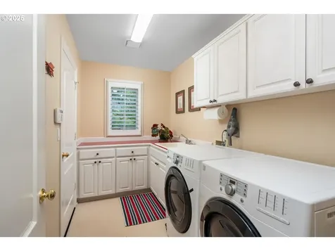 16240 SW Falcon Drive Beaverton OR 97007