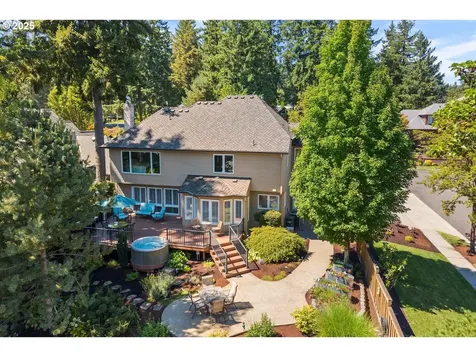 16240 SW Falcon Drive Beaverton OR 97007