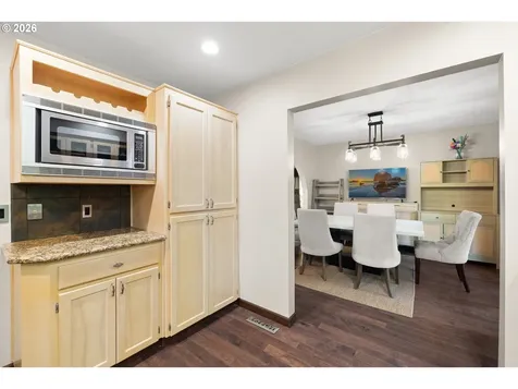 14175 SW 140th Court Beaverton OR 97008