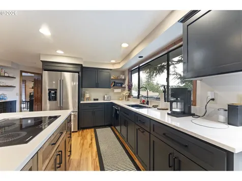 15643 NE Siskiyou Court Portland OR 97230