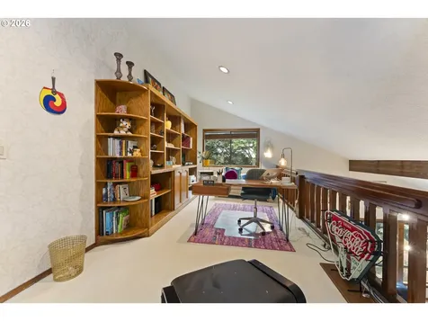 15643 NE Siskiyou Court Portland OR 97230