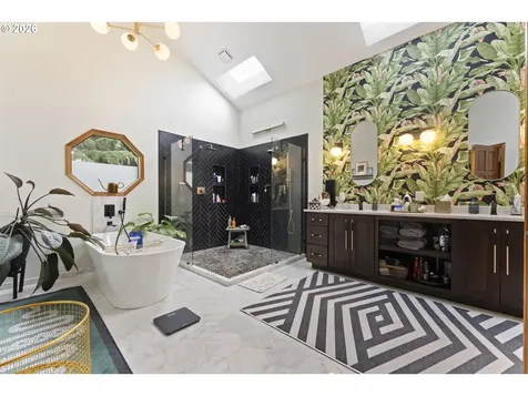 15643 NE Siskiyou Court Portland OR 97230