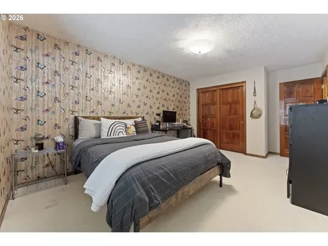 15643 NE Siskiyou Court Portland OR 97230