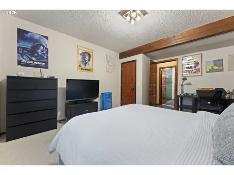 15643 NE Siskiyou Court Portland OR 97230