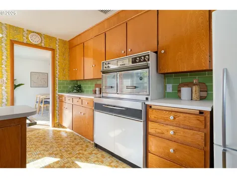 15910 SE Oatfield Road Milwaukie OR 97267
