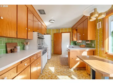 15910 SE Oatfield Road Milwaukie OR 97267