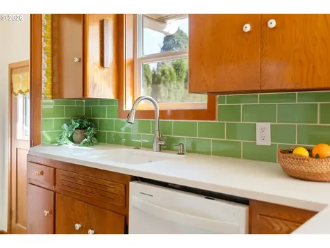 15910 SE Oatfield Road Milwaukie OR 97267