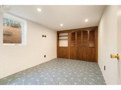 15910 SE Oatfield Road Milwaukie OR 97267