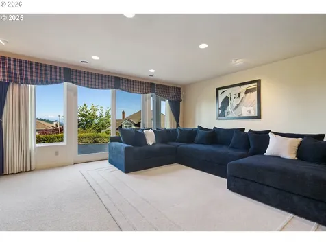 11719 SE Solomon Court Happy Valley OR 97086