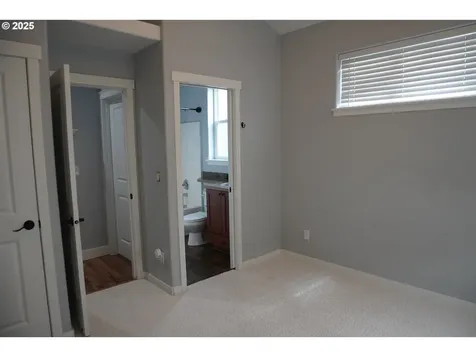 7116 NE 56th Street Vancouver WA 98661