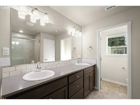 3508 NE 61st Way Vancouver WA 98661