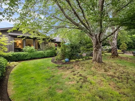 1525 SW 132nd Avenue Beaverton OR 97005