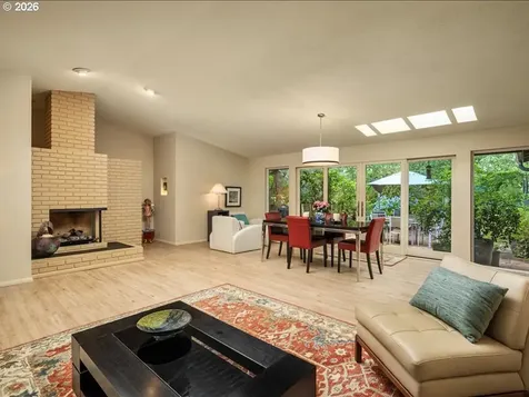 1525 SW 132nd Avenue Beaverton OR 97005
