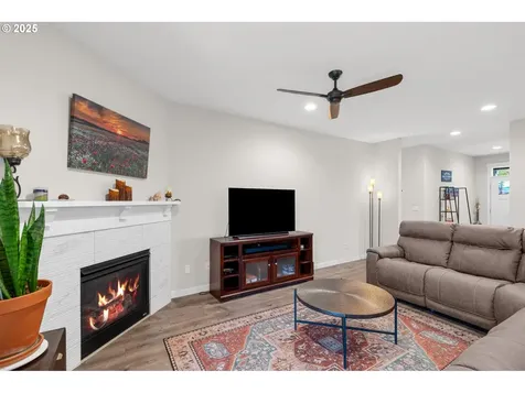 7612 NE 176th Avenue Vancouver WA 98682