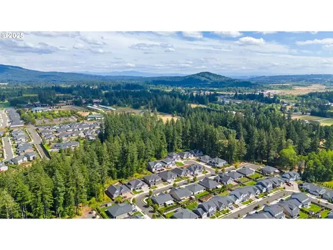 7612 NE 176th Avenue Vancouver WA 98682