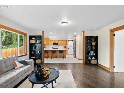 8836 N Edison Street Portland OR 97203