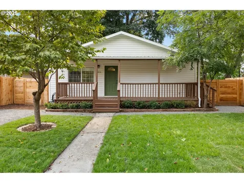 8836 N Edison Street Portland OR 97203
