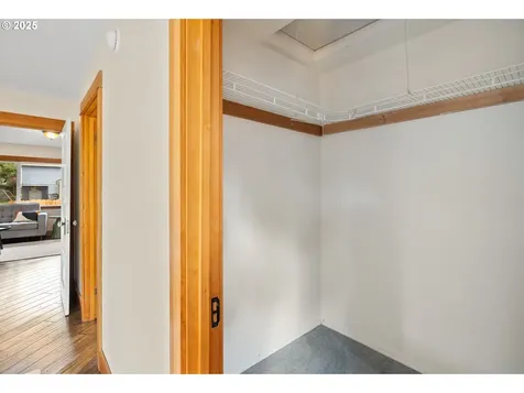 8836 N Edison Street Portland OR 97203