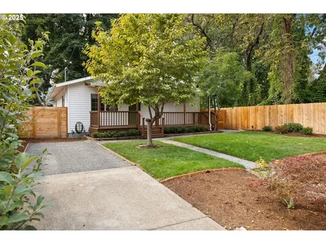 8836 N Edison Street Portland OR 97203