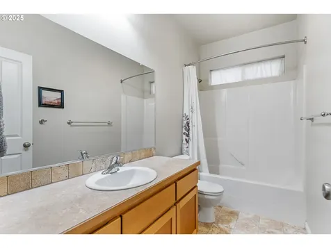 1215 46th Avenue Sweet Home OR 97386