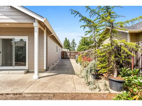1215 46th Avenue Sweet Home OR 97386