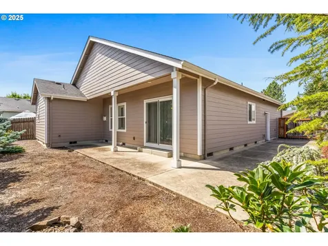 1215 46th Avenue Sweet Home OR 97386