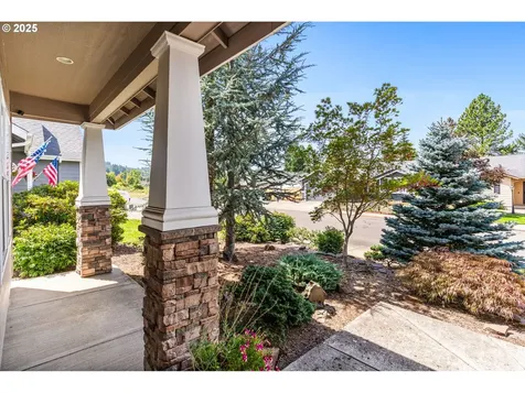 1215 46th Avenue Sweet Home OR 97386