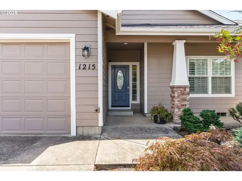 1215 46th Avenue Sweet Home OR 97386