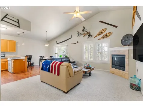 1215 46th Avenue Sweet Home OR 97386