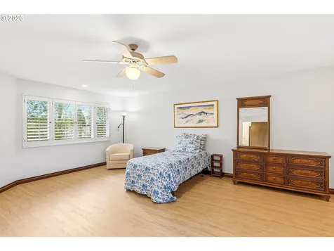 10290 SW Greenleaf Terrace Portland OR 97224