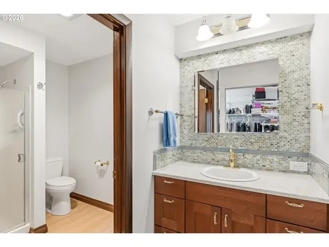 10290 SW Greenleaf Terrace Portland OR 97224