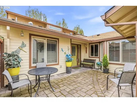 10290 SW Greenleaf Terrace Portland OR 97224