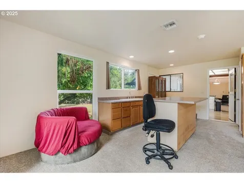 2419 NE Grandhaven Street Mcminnville OR 97128