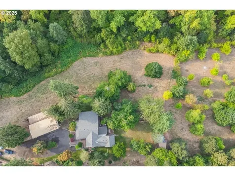 2419 NE Grandhaven Street Mcminnville OR 97128