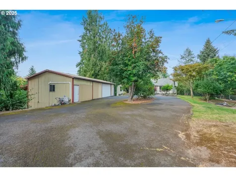 2419 NE Grandhaven Street Mcminnville OR 97128