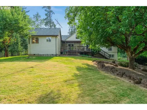 2419 NE Grandhaven Street Mcminnville OR 97128