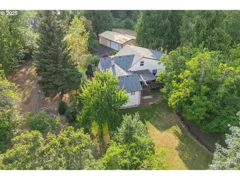 2419 NE Grandhaven Street Mcminnville OR 97128