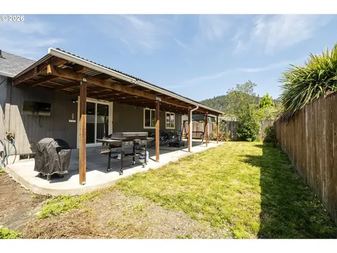 5793 Mica Street Springfield OR 97478