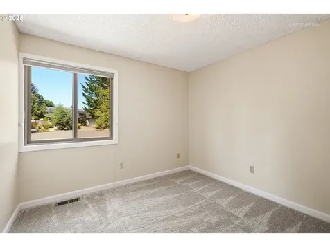 13135 SW Dartmoor Court Beaverton OR 97008
