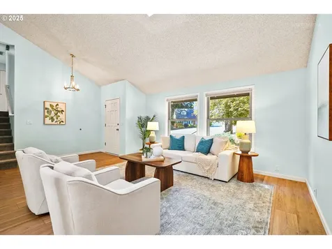 13135 SW Dartmoor Court Beaverton OR 97008