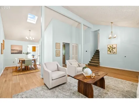13135 SW Dartmoor Court Beaverton OR 97008