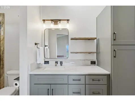 834 Cessna Street Independence OR 97351