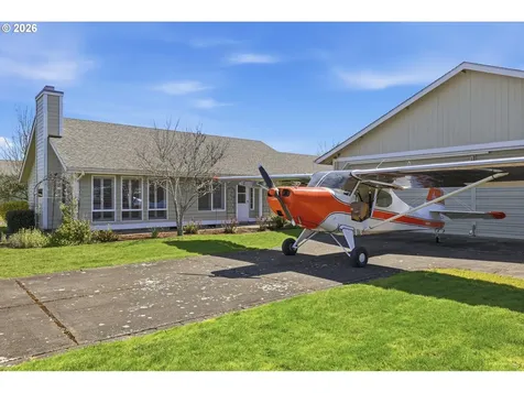 834 Cessna Street Independence OR 97351